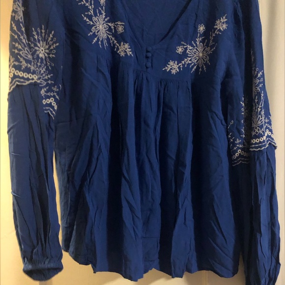 Blue LOFT blouse - Picture 3 of 4